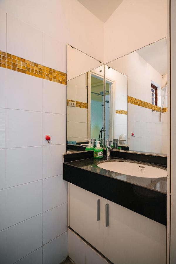Entire French House With 4 Bedrooms In Downtown Homestay *
