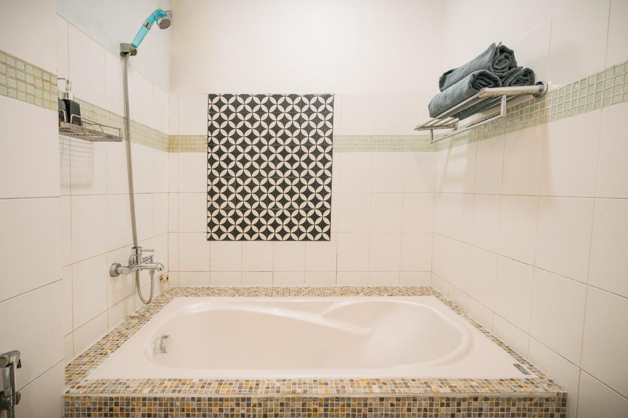 Homestay Entire French House With 4 Bedrooms In Downtown Hanoi